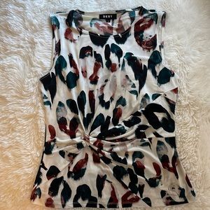 DKNY top. Size Medium. Never Worn.